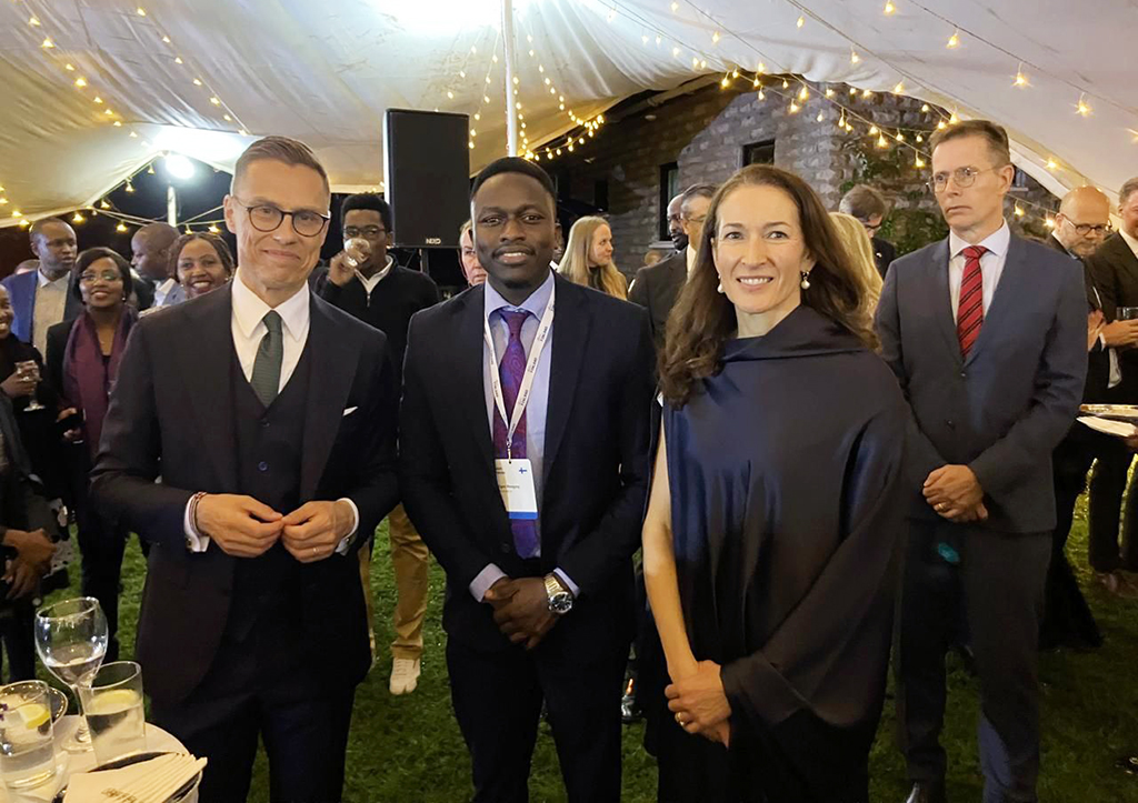 Pictured are Alexander Stubb, Kigen Mong’ony and Suzanne Innes-Stubb. Image of Alexander Stubb, and his wife, Suzanne Innes-Stubb, alongside Kigen Mong’ony, Merivaara’s Regional Sales Manager.